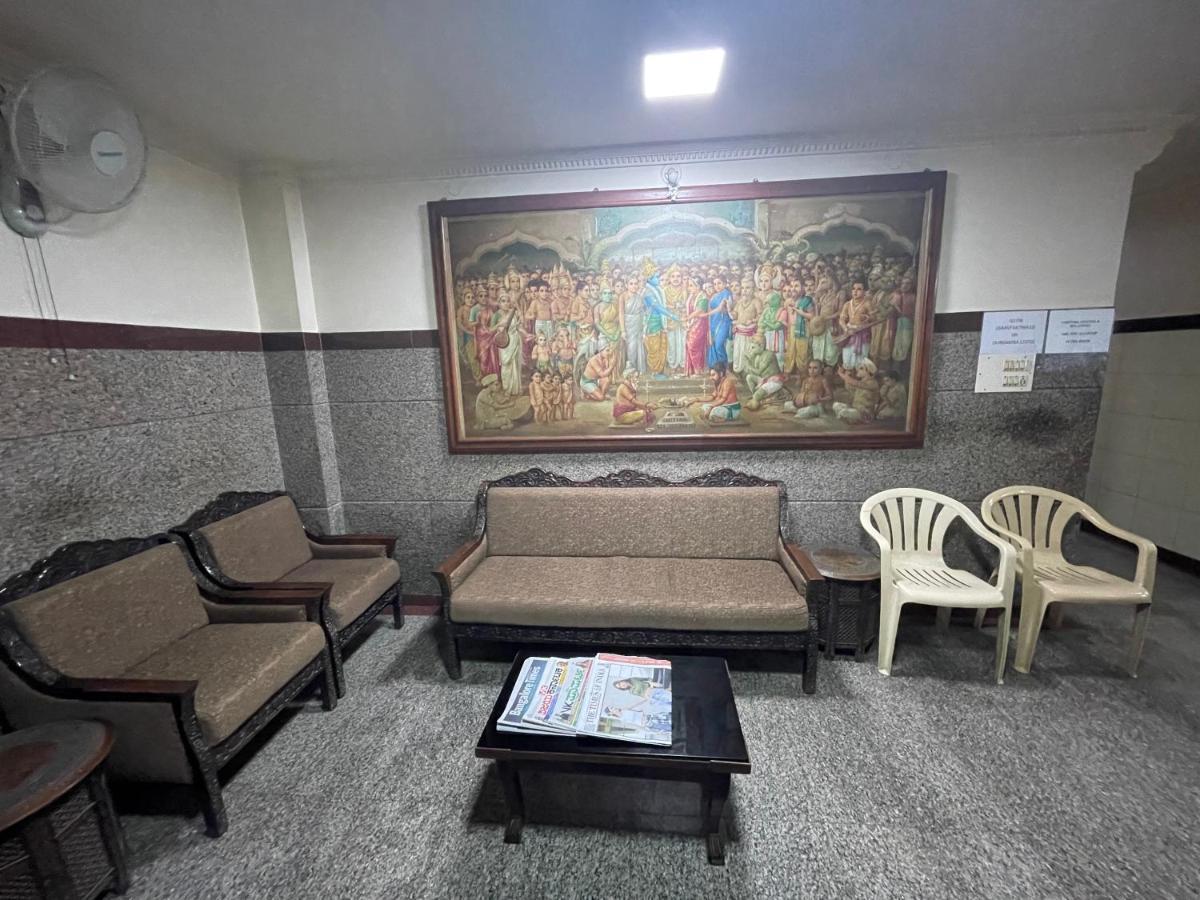 Sri Durgamba Lodge Bangalore Bagian luar foto