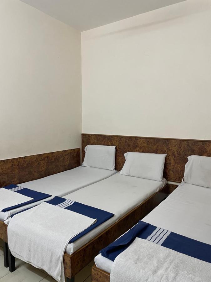 Sri Durgamba Lodge Bangalore Bagian luar foto